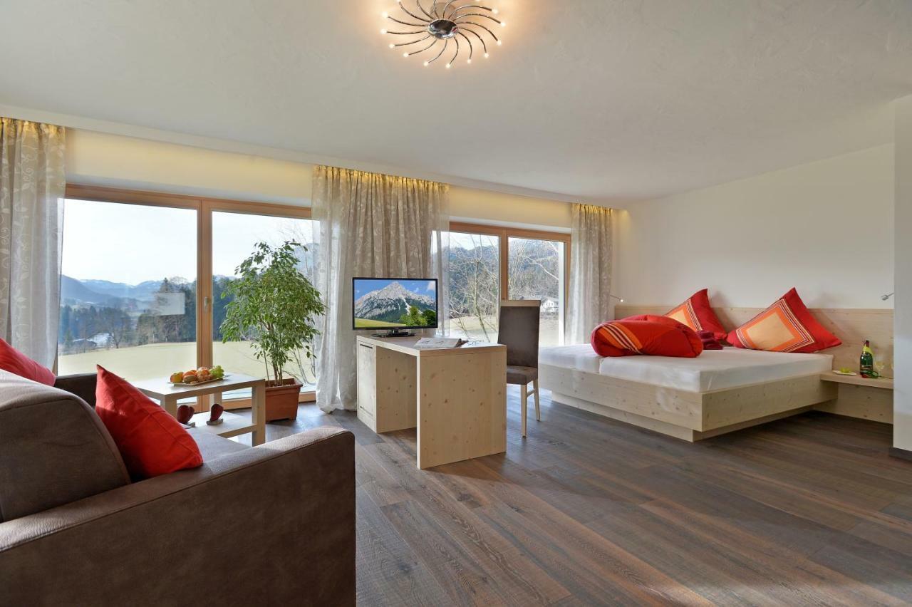Bauernhof Lindenhof Bed and Breakfast Scheffau am Wilden Kaiser Εξωτερικό φωτογραφία
